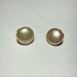 Vintage Faux Pearl Clip On Earrings